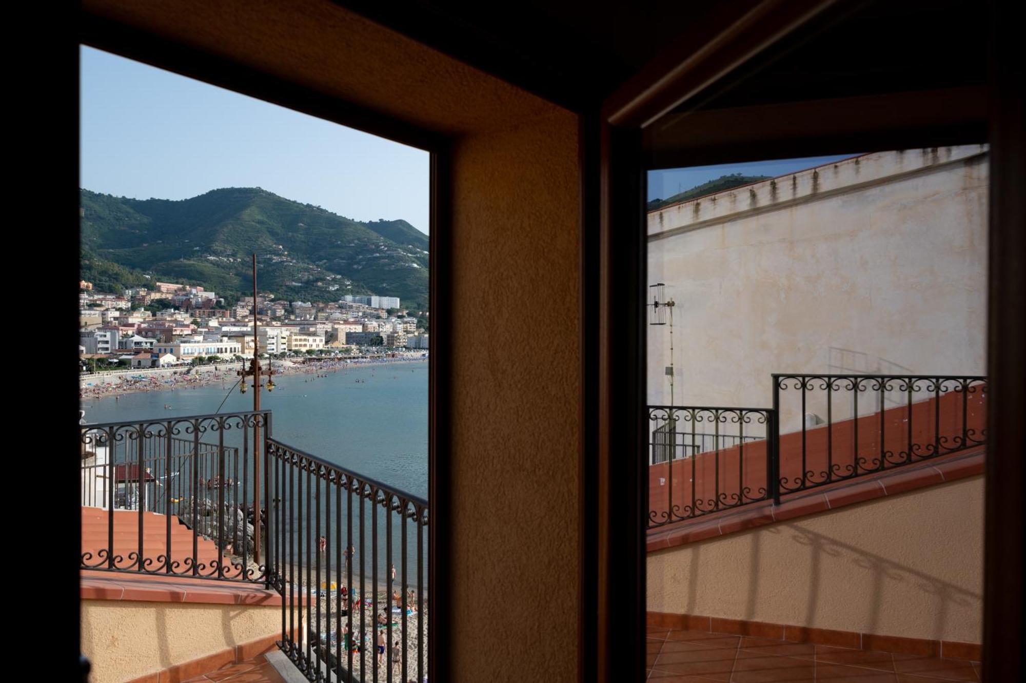 Casa Vacanze Tramonto Alla Marina Cefalù Dış mekan fotoğraf
