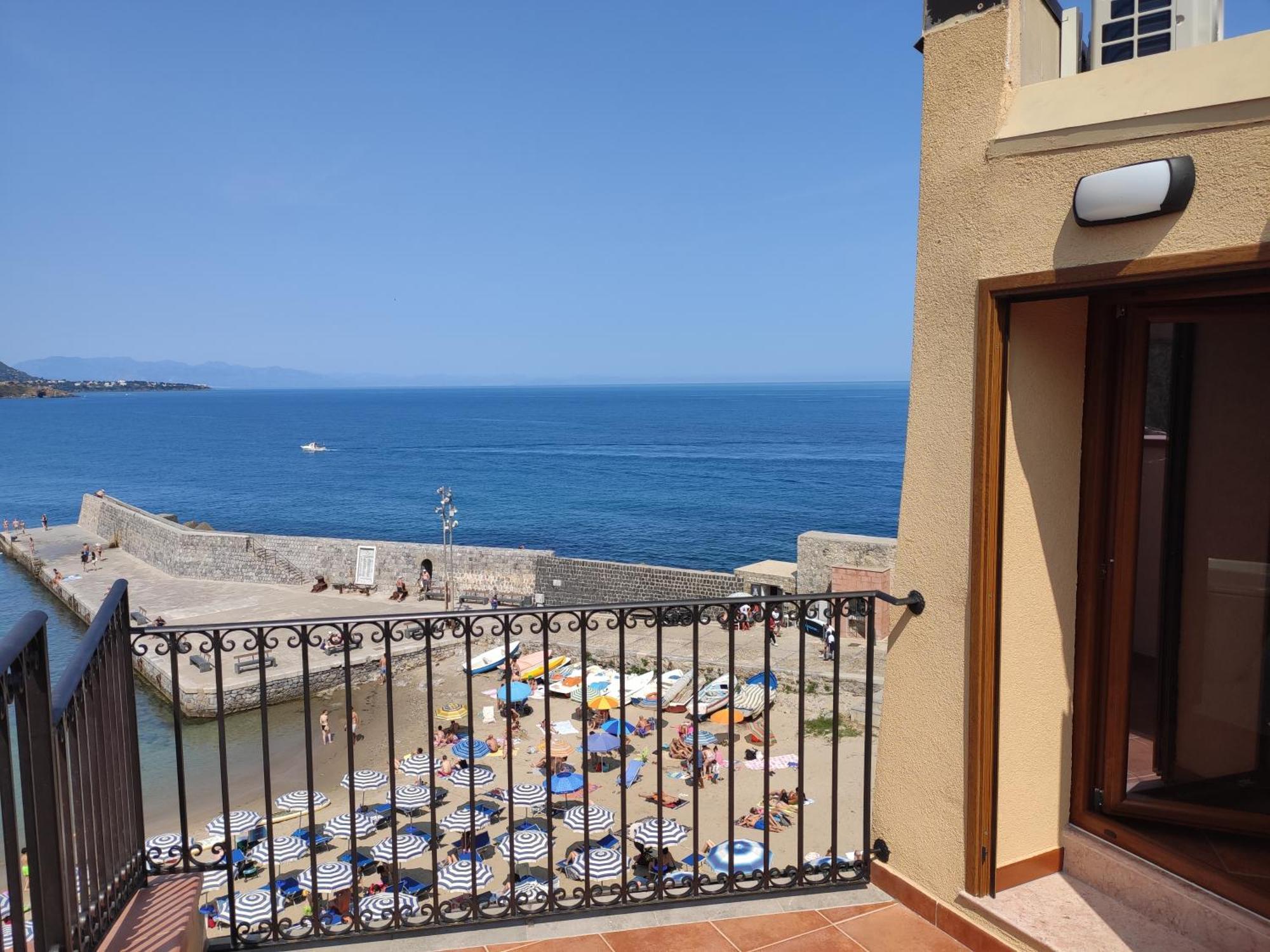 Casa Vacanze Tramonto Alla Marina Cefalù Dış mekan fotoğraf